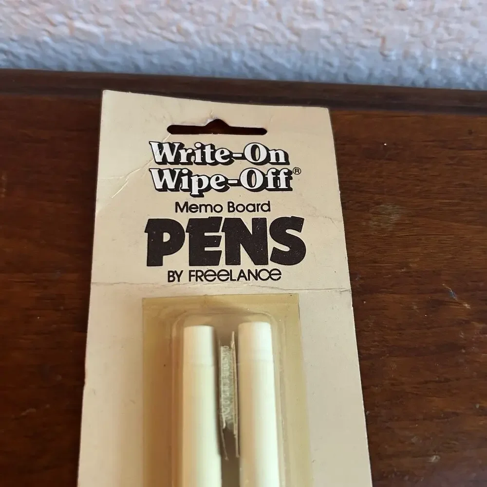 Vintage NOS 1981 Write On Wipe Off Memo Board Pens By Freelance Retro